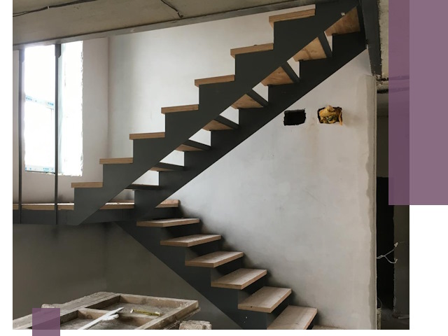 Изготовление лестниц на металлокаркасе в Таре от производителя