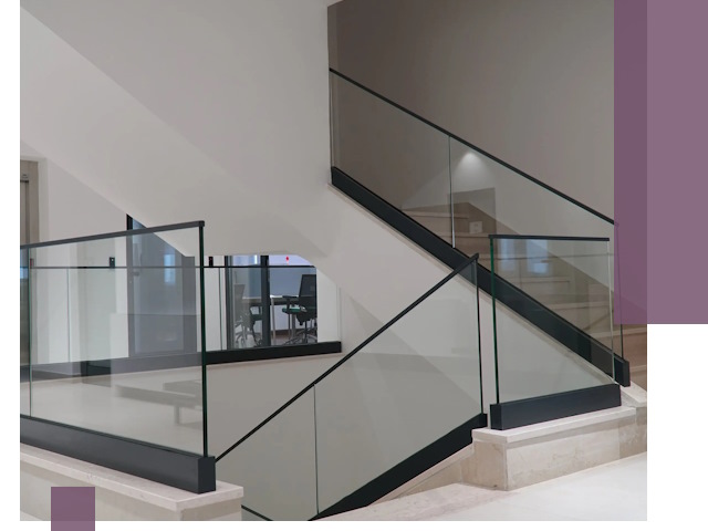 Стеклянные перила премиум-класса с установкой в Таре