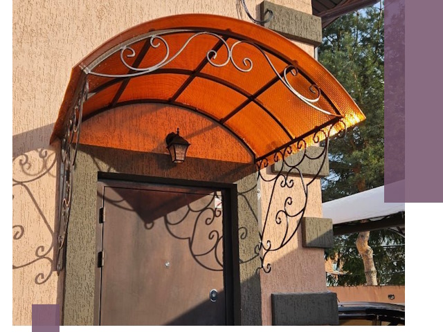 Демонтаж козырьков в Таре быстро и безопасно