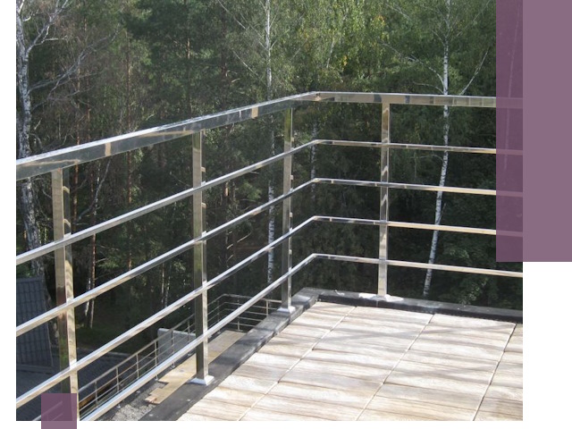 Парапеты из нержавеющей стали в Таре — изготовление и монтаж